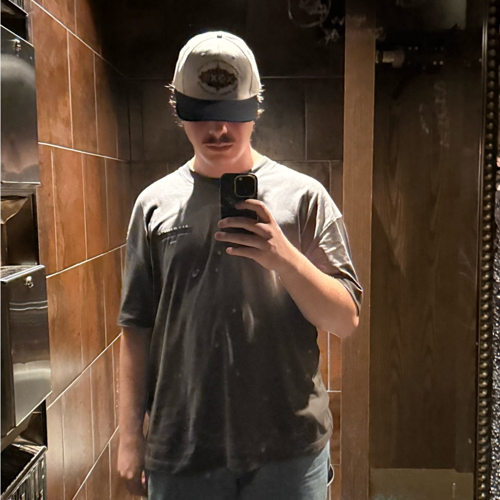 Meet your Posher, Landon